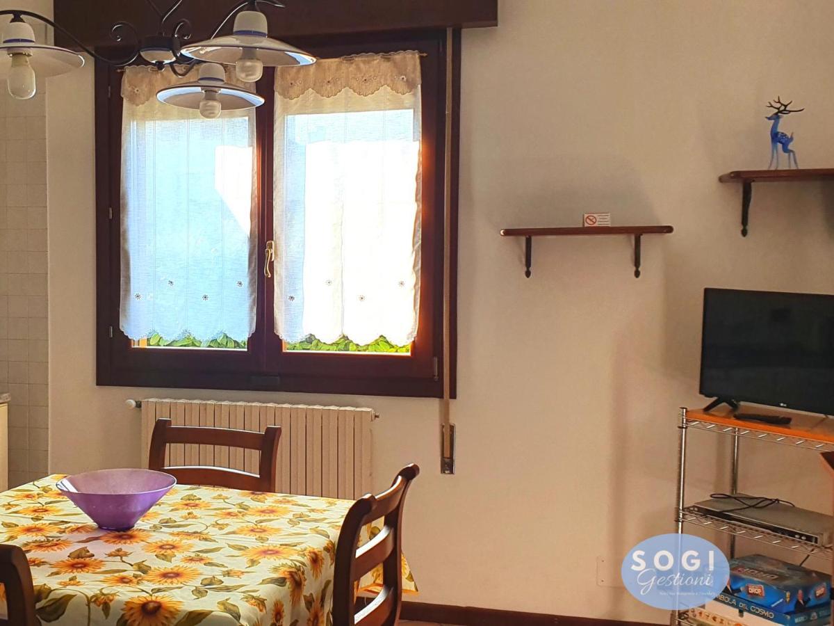 리도 디 예솔로 Casa Sbrindoli 아파트 외부 사진