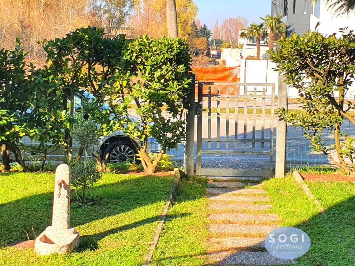 리도 디 예솔로 Casa Sbrindoli 아파트 외부 사진